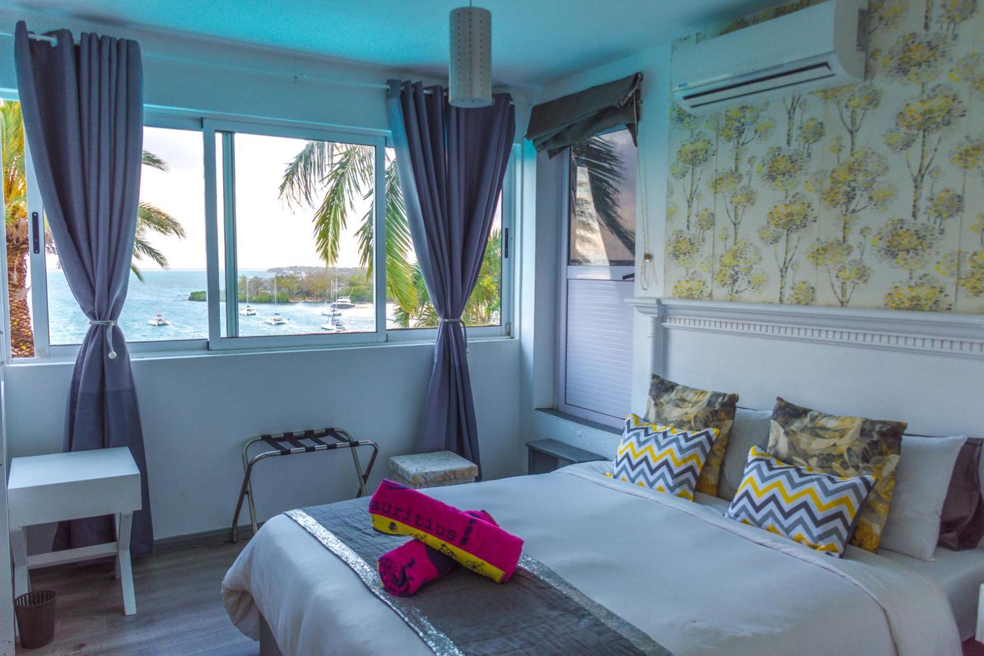 Boutique Villa On The Rocks With Stunning Sea Views, Infinity Pool & Private Sea Trou d'Eau Douce Exterior foto