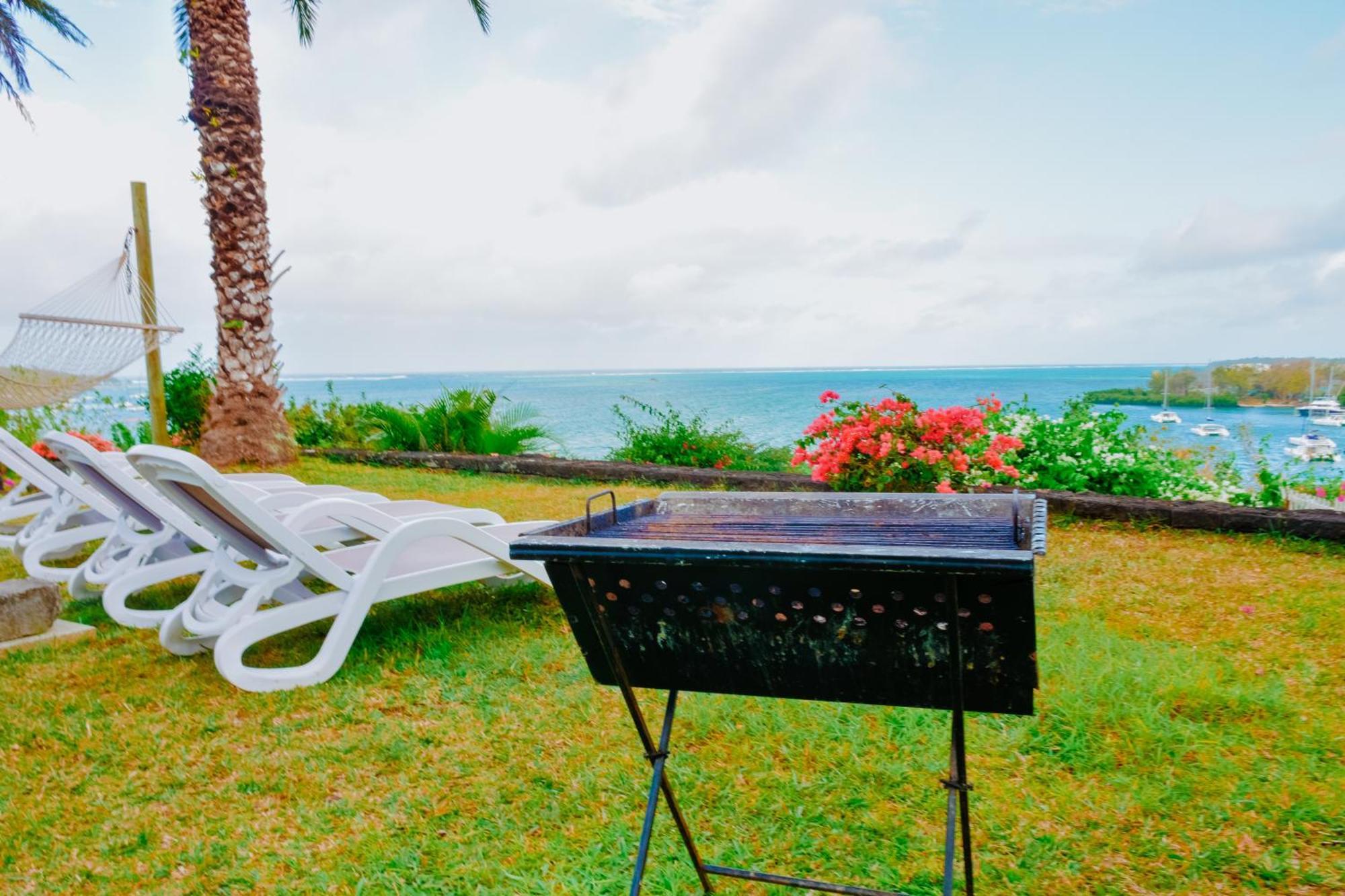 Boutique Villa On The Rocks With Stunning Sea Views, Infinity Pool & Private Sea Trou d'Eau Douce Exterior foto